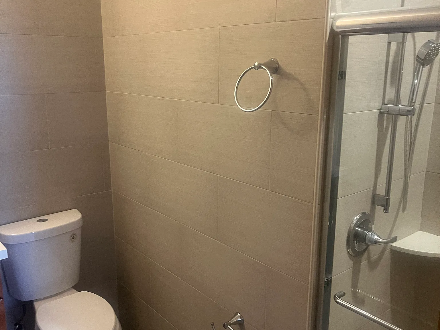 1 bed, 1675 sqft, $2,100 — Photo 3