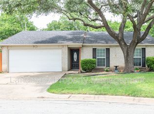 1903 Spies Springs Ct, Arlington, TX 76006