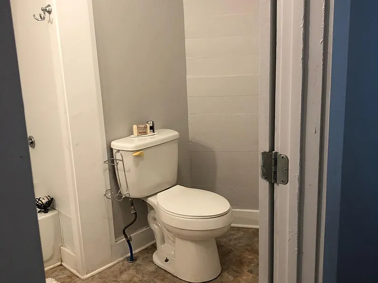 714 Cedar Crest Ct — Photo 37