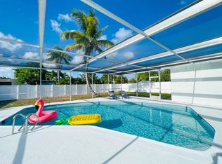 4217 Madison St, Hollywood, FL 33021