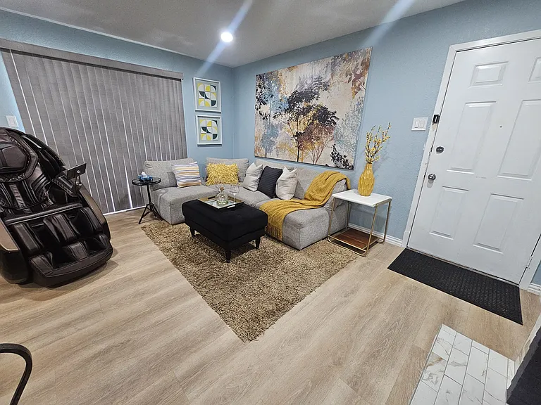 9170 Forest Ln #9170 — Photo 2