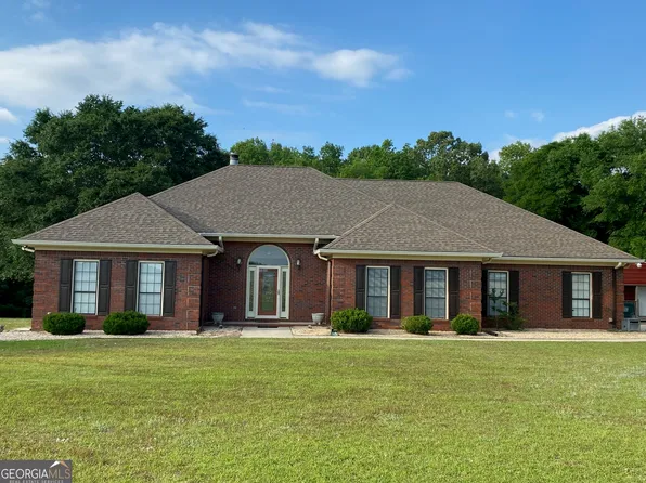 135 Woodlawn Dr, Eufaula, AL 36027