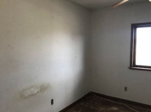 4th image of 425 Broadway St