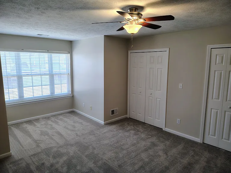 10557 Castle Ln — Photo 17
