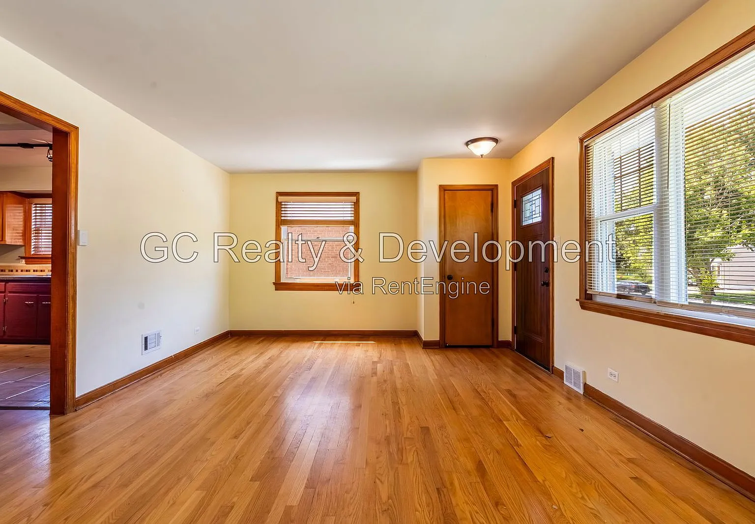 4 bed, 3.0 bath, 1365 sqft, $3,595 — Photo 3