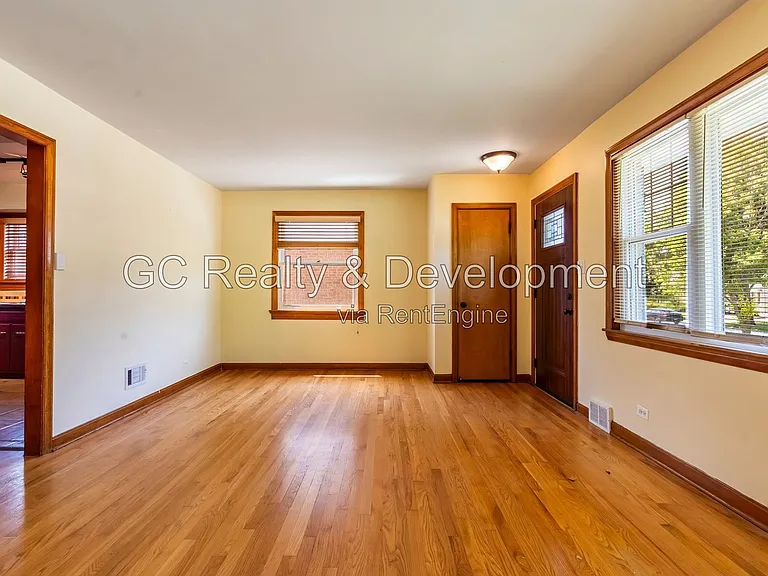 751 S Spring Rd — Photo 3