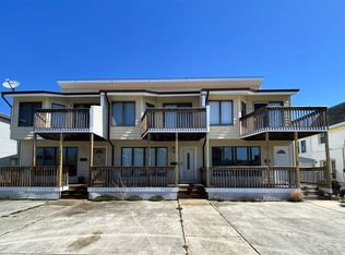 345 36th St S, Brigantine, NJ 08203