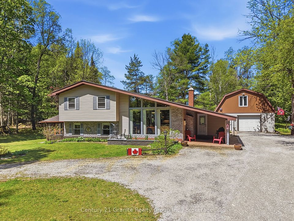 1st image of 2043 Wigamog Rd