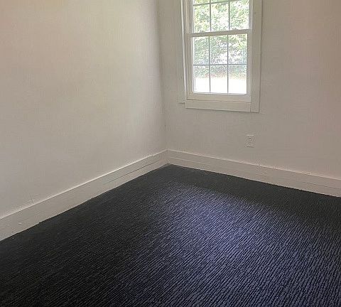 5th image of 1004 Rigdon Rd