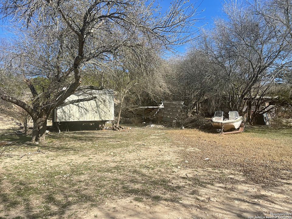2nd image of 147 ALAMO DR