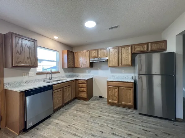 2513 E Conquest St, Wichita, KS 67219