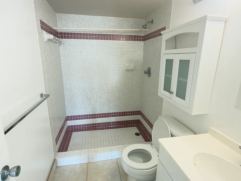 14611 N Kendall Dr #310L — Photo 2
