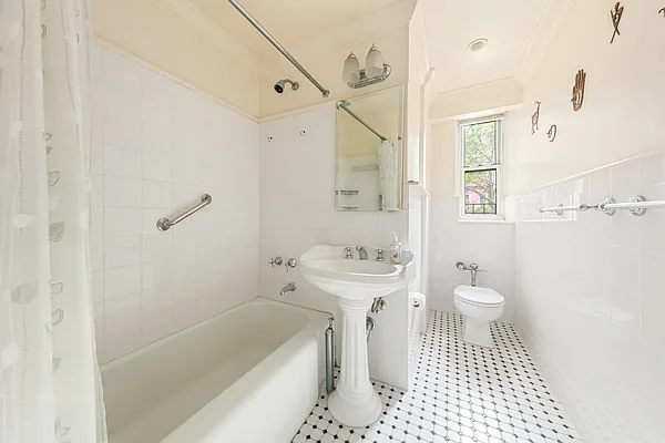 Sold by Douglas Elliman | media 6