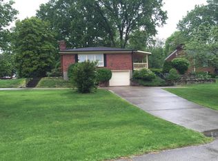 4911 Clarmar Rd, Jeffersontown, KY 40299