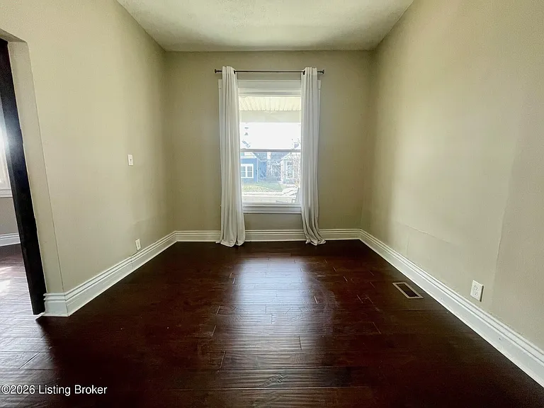 1089 E Kentucky St — Photo 6