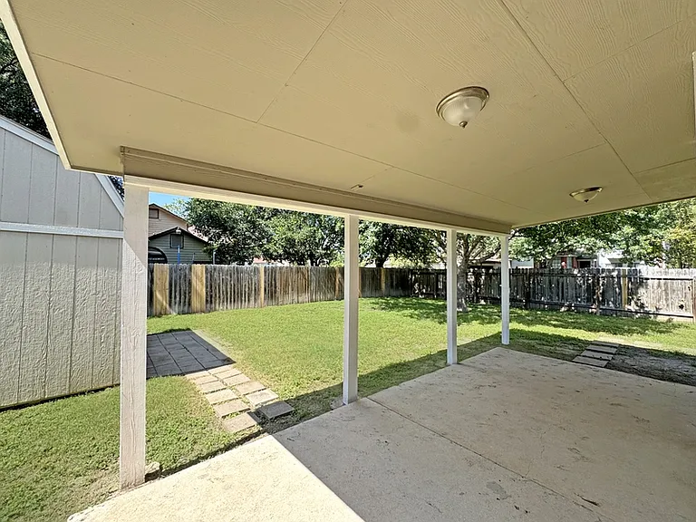 10203 Sunset Field Dr — Photo 25