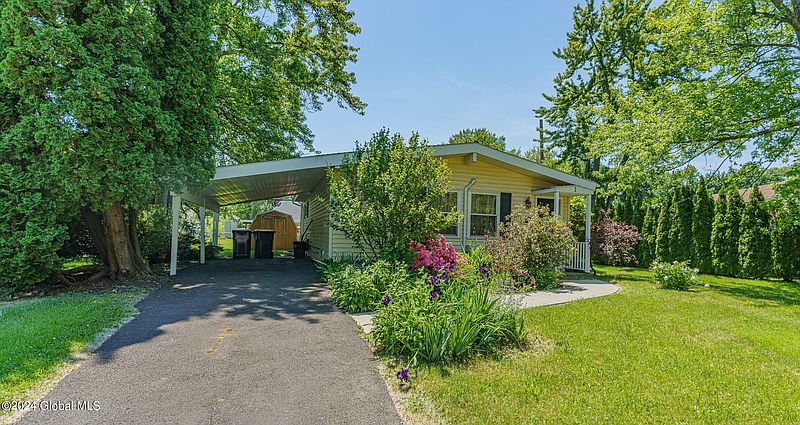 2nd image of 1 Harold Avenue