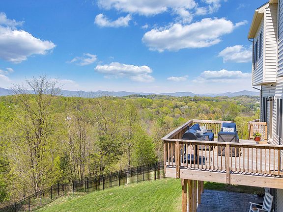 2nd image of 6946 Linn Cove Ct