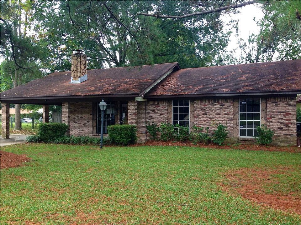 1st image of 4983 Oak Creek Dr