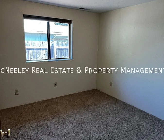 4560 Geary St SE — Photo 18