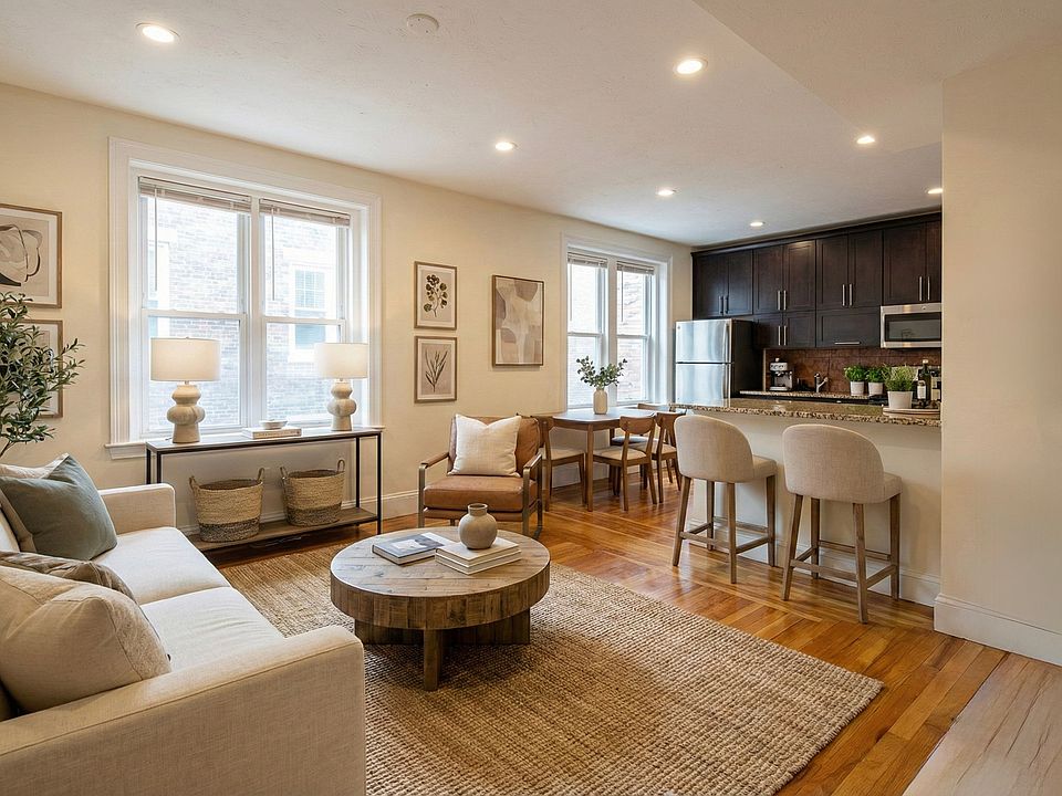1st image of 73 Thatcher St APT 201