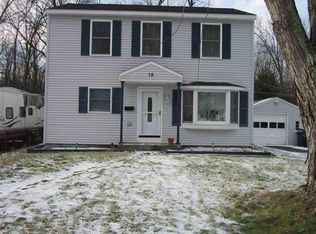 15 Sherwood Dr, Latham, NY 12110