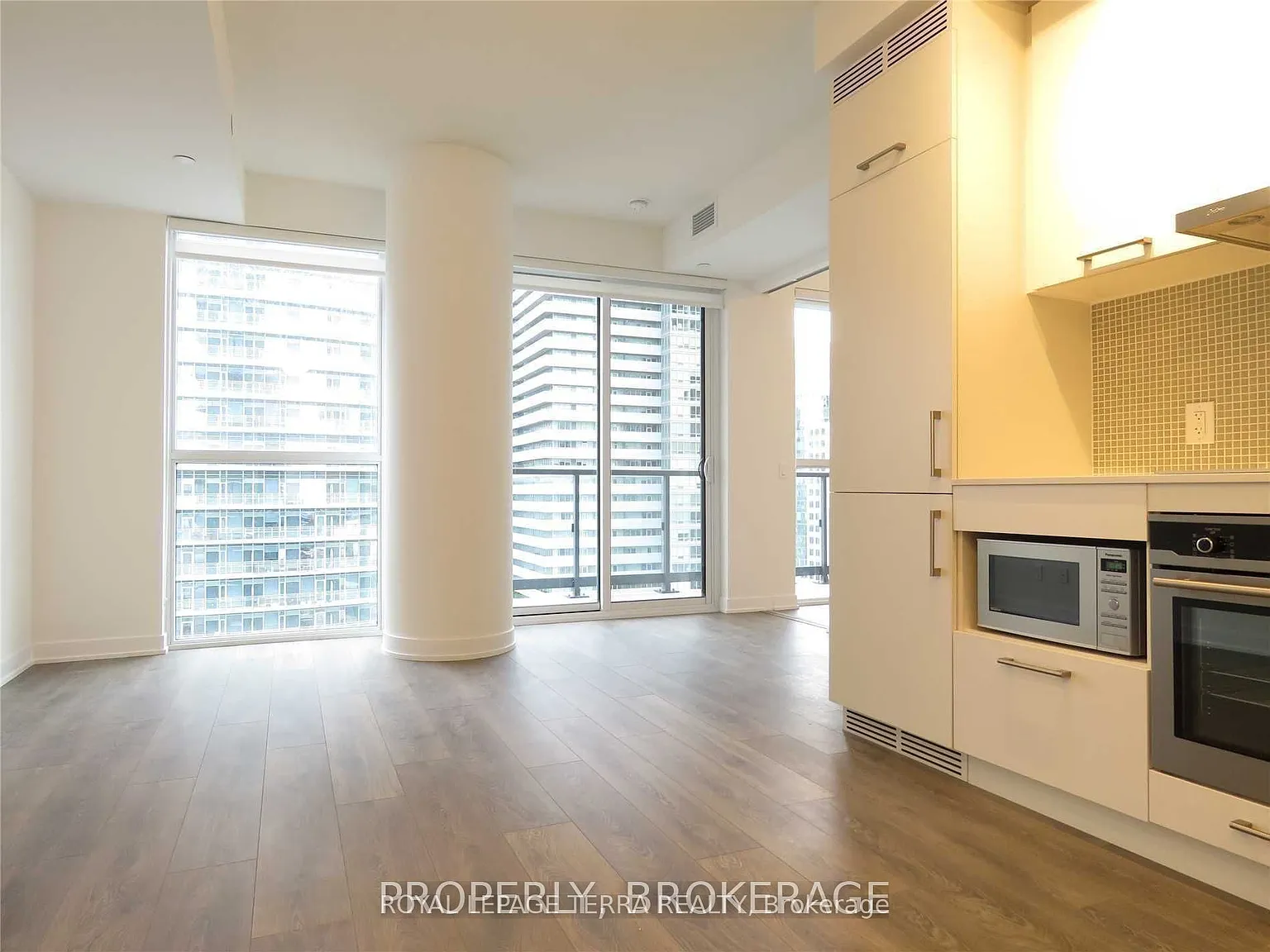 1 bed, $2,300 — Photo 3