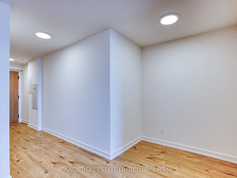 35 Parliament St #1712 — Photo 13