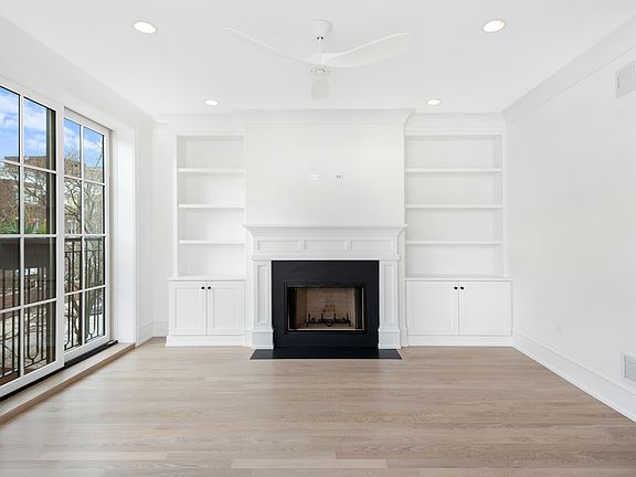 4th image of 1833 N Sedgwick St #3