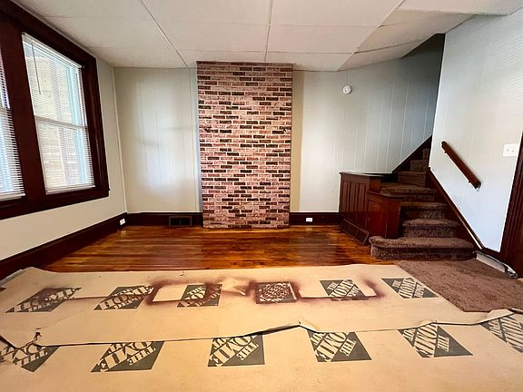 3rd image of 502 Buttonwood St