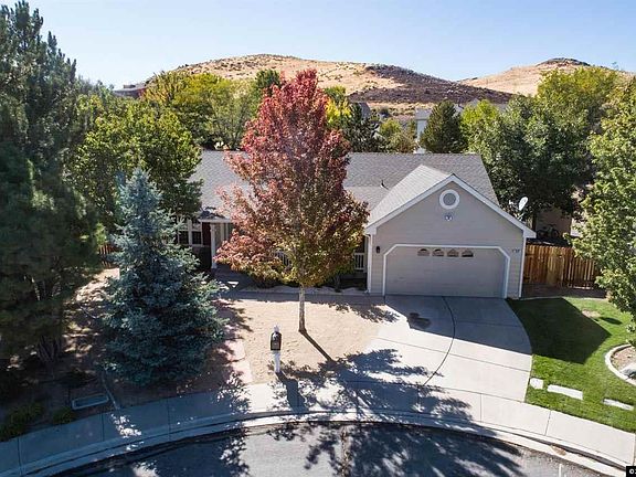 2nd image of 950 Teresa Pl