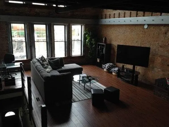 507 S Main St, Findlay, OH 45840