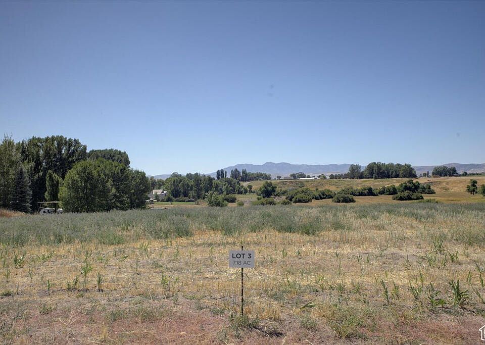 2nd image of 12521 N 525 E