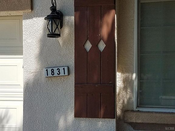 2nd image of 1831 N Zinfandel Dr