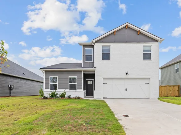 644 Encore Dr, Perry, GA 31069
