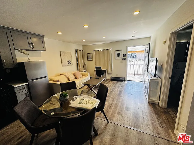 335 E 65th St #337 — Photo 6
