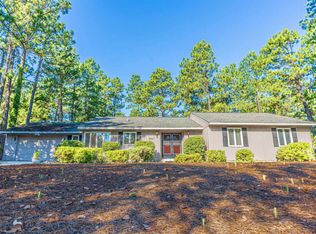 255 Sugar Pine Dr, Pinehurst, NC 28374