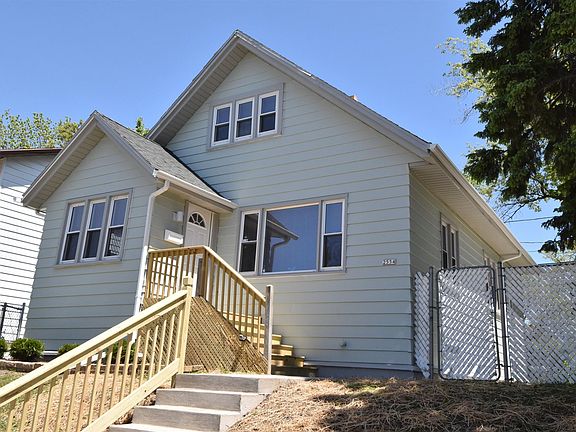 2nd image of 2554 N Hubbard St
