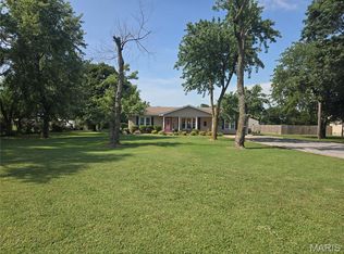 419 Lynn St, Sikeston, MO 63801