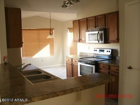 4th image of 4150 W Gary Dr