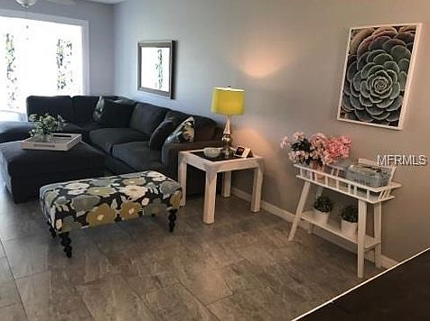 5th image of 1451 Mission Dr W #0