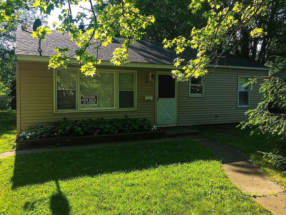 1st image of 2908 Emerald Dr