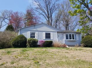 95 Bonnie Brae Dr, West Springfield, MA 01089