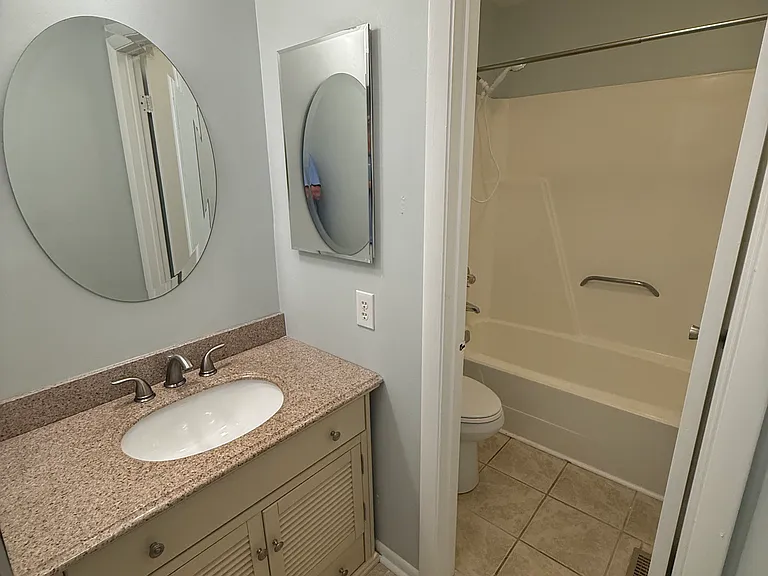 3745 Pendleton Ave — Photo 25