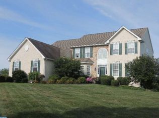 239 Glen Loch Dr, Honey Brook, PA 19344