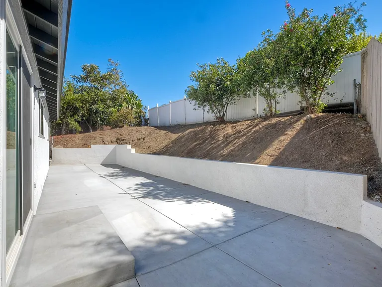 605 Rancho Vista Rd — Photo 32