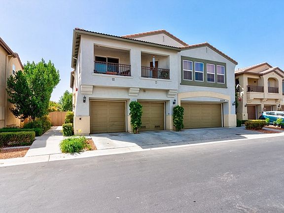 3rd image of 25234 Meadow Walk St Unit 1