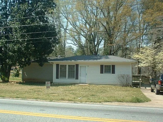 845 S Cherokee Rd photo 1