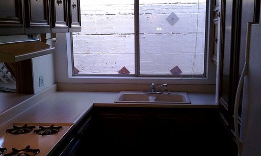 4th image of 419 Spruce St