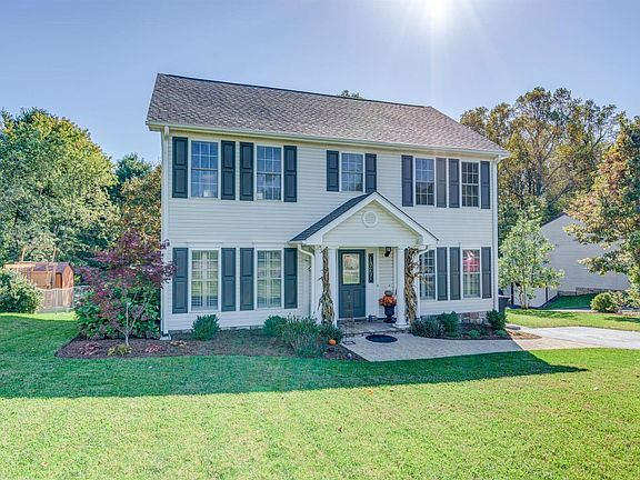 3rd image of 1075 Finney Dr